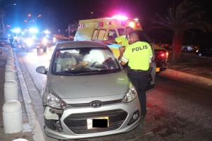 Auto a bolter dilanti Mc Donalds Palm Beach