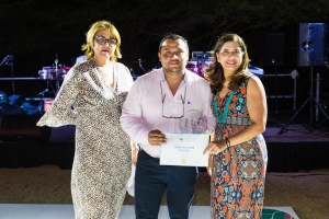 Aruba Press Award 2019 otorga na grupo di periodista internacional  