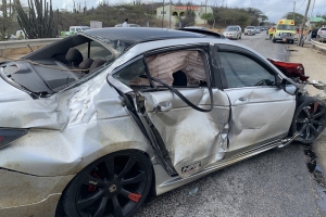 Dos auto a dal basta duro na crusada Mondi Fierno
