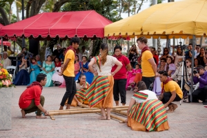 Gobernador presente na celebracion Dia di Independencia di Filipina