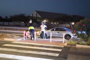 Peaton alcansa pa auto na rotonde Pos Chiquito