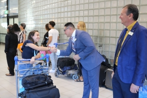 Besaril: Arubahuis cla pa ricibi 177 studiante nobo e siman aki