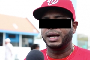 Homber deteni na Merca ta entrenador Dominicano biba na Aruba