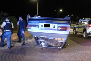 Chauffeur a bolter cu auto na rotonde Mahuma   