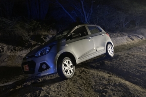 Turista a accidenta den greppel na Tanki Flip