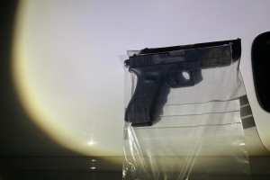 Polis a gara preso fugitivo Schneiders na Urataka