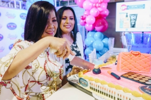 Exitoso Grand Opening Ling & Sons Cosmetics Shop