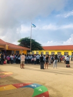 Aña  escolar nobo a cuminsa pa mayoria di mucha na Aruba 