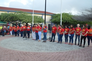 Aña  escolar nobo a cuminsa pa mayoria di mucha na Aruba 