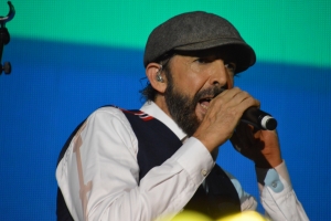 E ‘apertura’ di CNSJ 2019 tabata grandi cu Juan Luis Guerra  