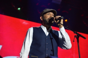 E ‘apertura’ di CNSJ 2019 tabata grandi cu Juan Luis Guerra  