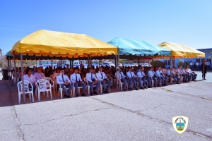  Un total di 77 polis a ricibi nan decreto gubernamental