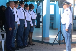  Un total di 77 polis a ricibi nan decreto gubernamental