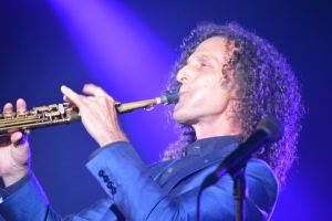 Kenny G, Micheal McDonald y Pitbull tabata grandi na CNSJ 2019