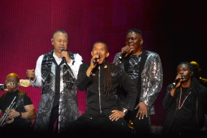Kenny G, Micheal McDonald y Pitbull tabata grandi na CNSJ 2019
