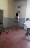 Caso di e hobennan cu ta bati homber, ta den man di polis 