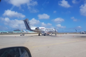 Boxdo Floyd Mayweather a yega Aruba cu su avion priva 