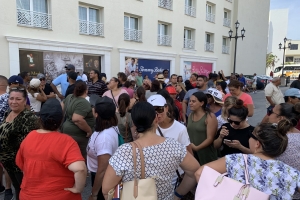 Maestronan diabierna a nenga di atende cu minister Lampe 