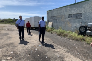 Discusion entre dos comerciante na Barcadera pa tereno cu lo a bira ‘dump’
