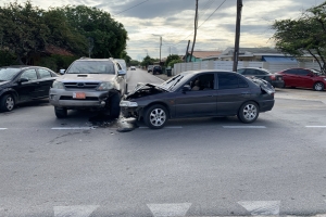 Dos auto a dal na crusada banda di Wema Ponton