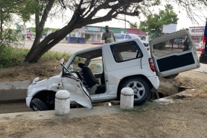 Accidente na Bubali ta laga Jeep den greppel y persona herida