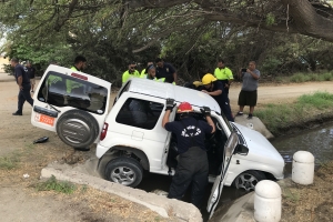 Accidente na Bubali ta laga Jeep den greppel y persona herida