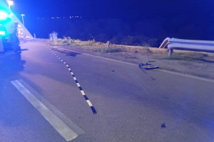 DOW: Caminda pa brug Spaans Lagoen cera pa drecha crashbarriers 