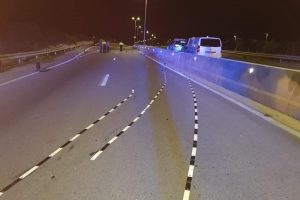 DOW: Caminda pa brug Spaans Lagoen cera pa drecha crashbarriers 