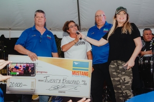 Mustang Sport Boys cu donacion na Casa Cuna  