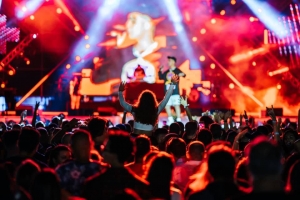 Jeon, Lunay, Sech y UB40 a presenta den Aruba Island Take Over Concert