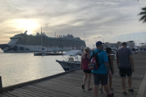 APA: Cifra record di turista crucero a bishita Aruba riba un solo dia  