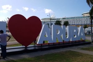 Borchi di I LOVE ARUBA a haya su sitio permanente nobo  