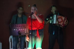 Bario di Paradera a organisa su prome Festival di Dande pa mucha 