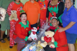 Wind Creek Hospitality a colecta mas di 650 regalo pa nos muchanan