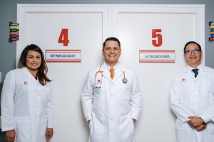 Urgent Care Aruba(UCA) situa na Noord Medical Center ta sigui expande su servicio y awor ta conta cu servicio di Gynaecoloog