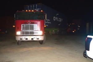 A transporta prome containernan di klapchi pa benta awe marduga