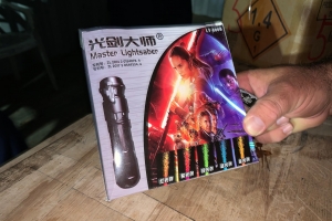 A prohibi klapchi nobo 'Master Lightsaber' pa benta na Aruba