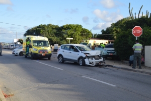Accidente atrobe na cruzada Primavera/Wayaca cu hopi daño 