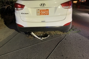 Accidente ta laga SUV destrui den mondi na Paradera