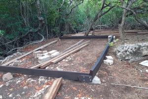 DIP a constata construccion illegal den besindario di Bucutiweg  