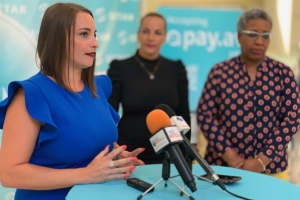 SETAR NV a aporta activamente pa yuda Cacique Macuarima School 