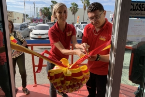 Hopi hende awe presente pa apertura di Op=Op na San Nicolas