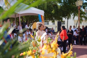 Celebracion Dia di Betico a cuminsa fo’i diabierna anochi riba Plaza