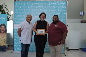 SETAR ta entrega premio na diferente ganadornan di eleccion di Carnaval