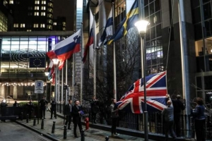 Gran Bretaña ta bandona Union Europeo diabierna anochi