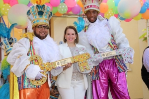 Prome Minister a traspasa mando di carnaval 66 pa Prins cu Pancho  