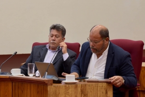 Parlamento di Aruba a trata coronavirus pa 4 ora den reunion publico