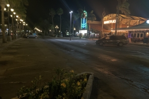 Playa y Palm Beach a bira ‘Ghost towns’ diamars anochi