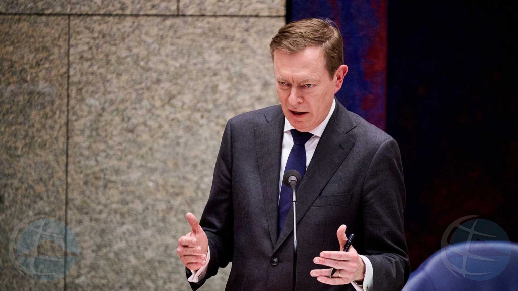 Minister Hulandes pa Asuntonan Medico a retira 'per direct'