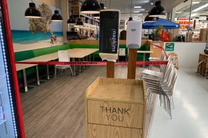 Kooyman Food Café temporalmente a cambia operacion pa ‘take out food’ so